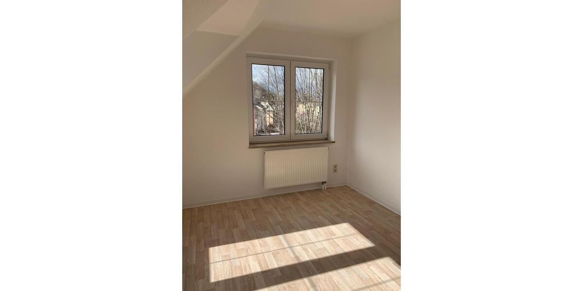 Maisonettenwohnung Oelsnitz (Erzgebirge) - 5 Zimmer, 121 m&sup2;, 1.016&euro; | Angebot:25150196