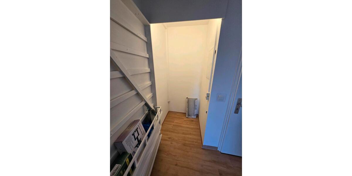 Helle renovierte 3-Zimmer-Wohnung mit Balkon 3 zimmer