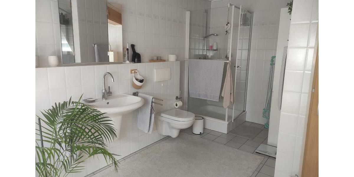 Maisonettenwohnung Emmelshausen - 6 Zimmer, 169 m&sup2;, 1.390&euro; | Angebot:26506356