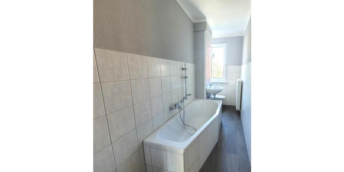 Etagenwohnung Jessen (Elster) - 4 Zimmer, 74 m&sup2;, 409&euro; | Angebot:17307947