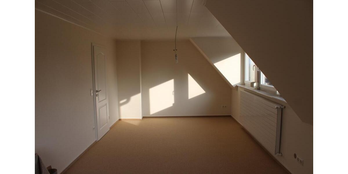 Einfamilienhaus Küsten - 5 Zimmer, 130 m&sup2;, 900&euro; | Angebot:25255589