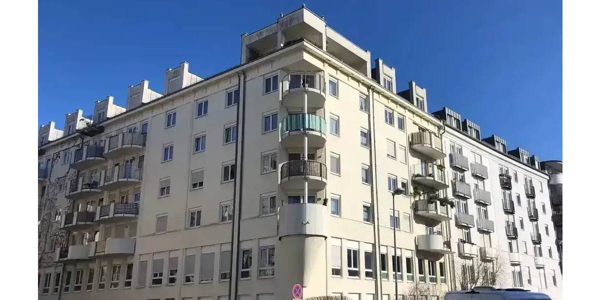 HELLE WOHNUNG MIT BALKON, LIFT UND TG-STELLPLATZ SUCHT NEUEN MIETER!!! 2 zimmer