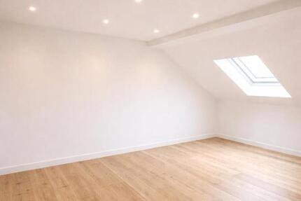 Wohnung Hof Altstadt - 3 Zimmer, 81 m&sup2;, 890&euro; | Angebot:25178611