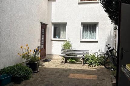 Wohnung Euskirchen Dom-Esch - 1 Zimmer, 35 m&sup2;, 550&euro; | Angebot:26337665