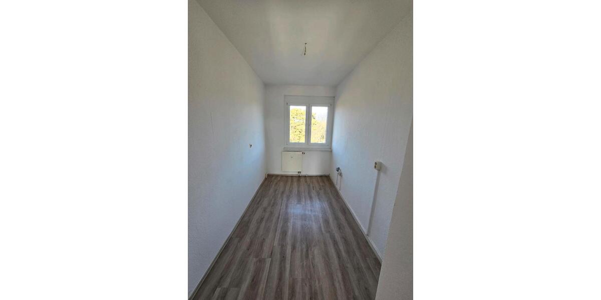 Etagenwohnung Genthin - 1 Zimmer, 33 m&sup2;, 230&euro; | Angebot:26088597