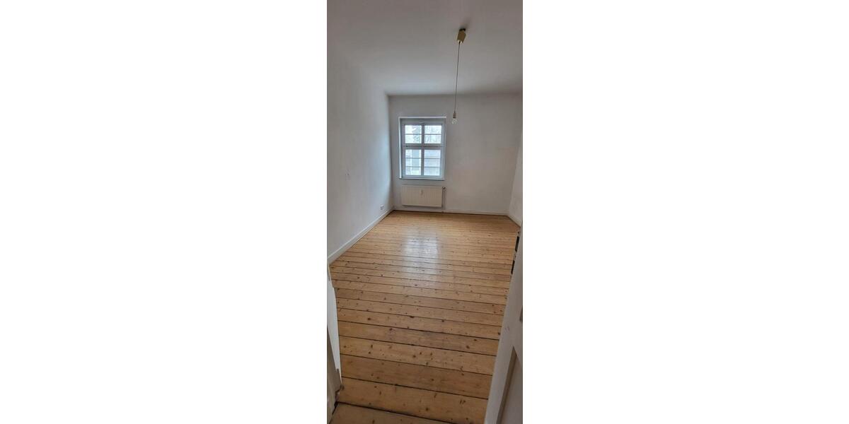 Etagenwohnung Mönchengladbach - 5 Zimmer, 135 m&sup2;, 1.100&euro; | Angebot:26133336