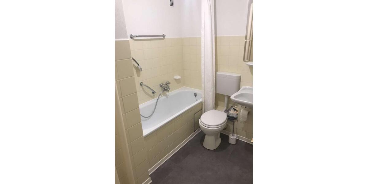 Etagenwohnung Unterhaching - 1 Zimmer, 29 m&sup2;, 520&euro; | Angebot:25284983