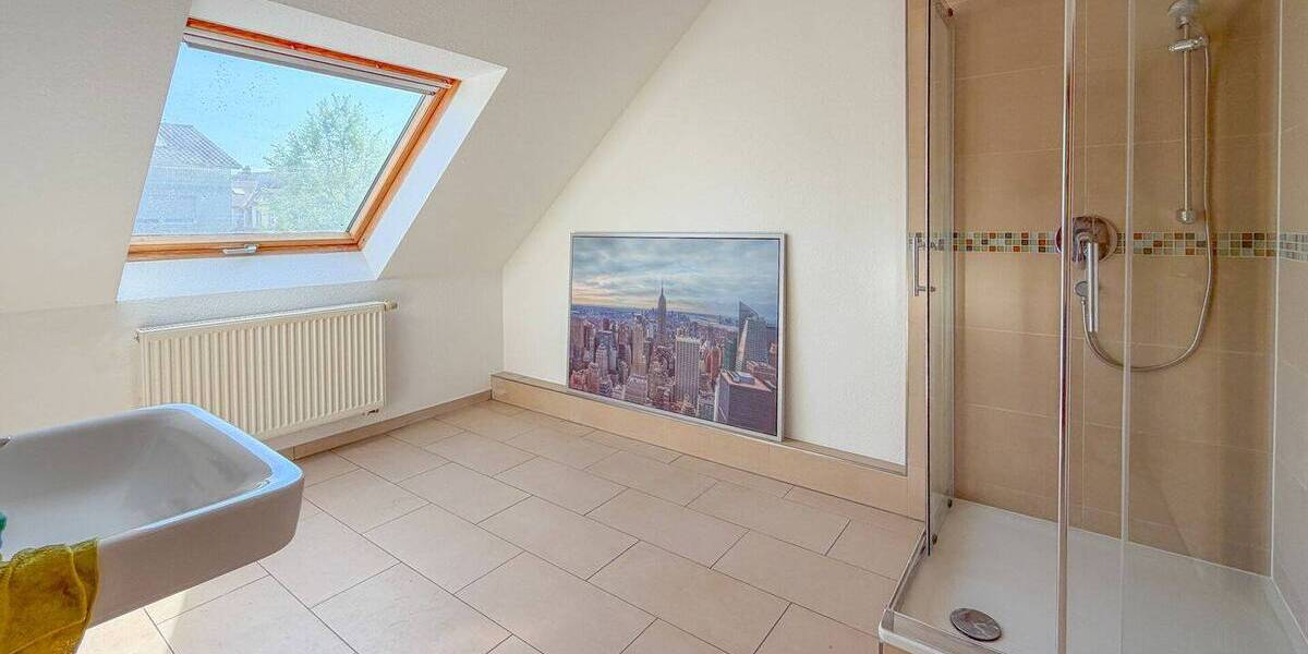 Einfamilienhaus Mannheim Neckarau - 6 Zimmer, 176 m&sup2;, 1.900&euro; | Angebot:26203550