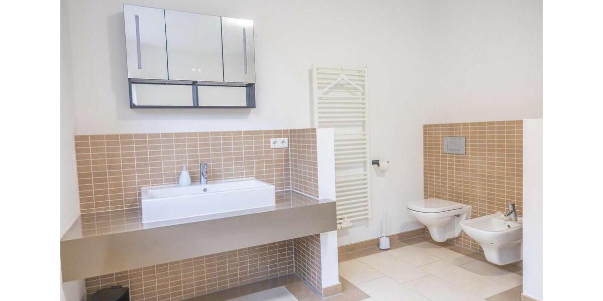 Maisonettenwohnung Hamburg Harburg - 4 Zimmer, 215 m&sup2;, 2.495&euro; | Angebot:24876425