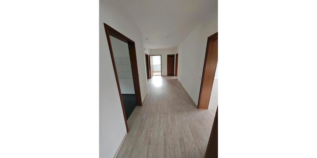 Erdgeschoßwohnung Neuwied Block - 3 Zimmer, 98 m&sup2;, 1.450&euro; | Angebot:26040607