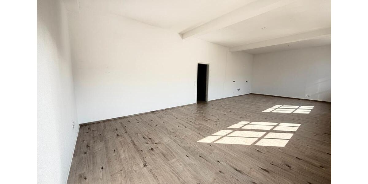 Etagenwohnung Thalheim/Erzgebirge Erzgebirge - 3 Zimmer, 120 m&sup2;, 745&euro; | Angebot:25714823