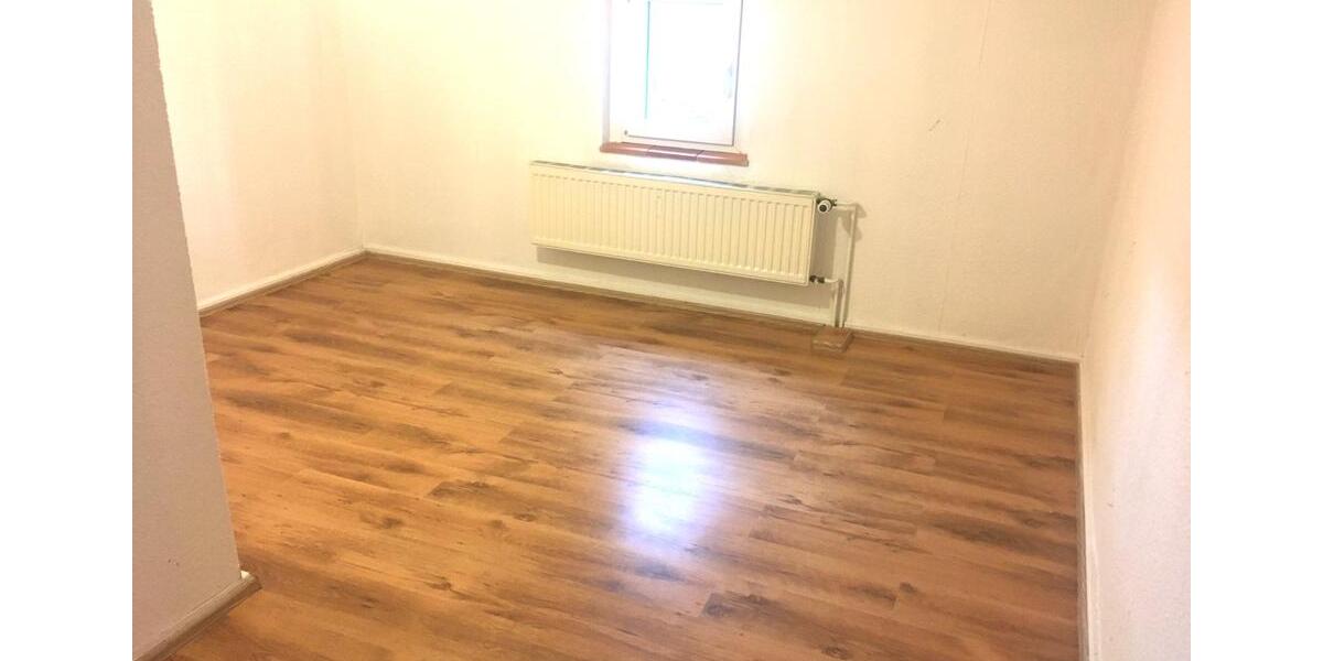 Dachgeschoßwohnung Beeskow - 2 Zimmer, 60 m&sup2;, 410&euro; | Angebot:24832408