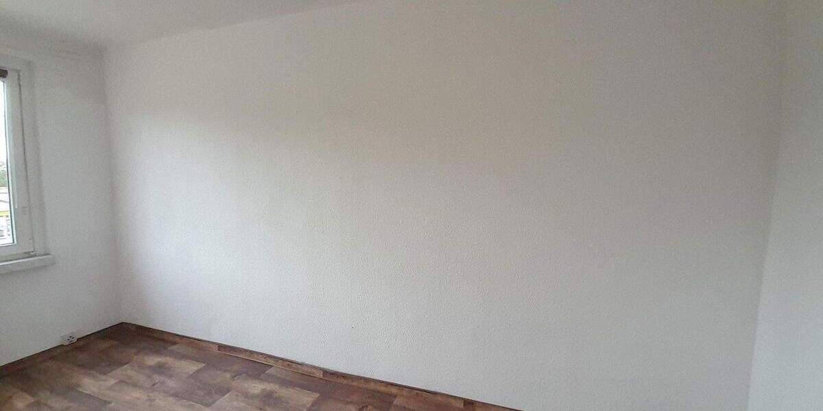 Etagenwohnung Kalbe - 4 Zimmer, 70 m&sup2;, 300&euro; | Angebot:25775646