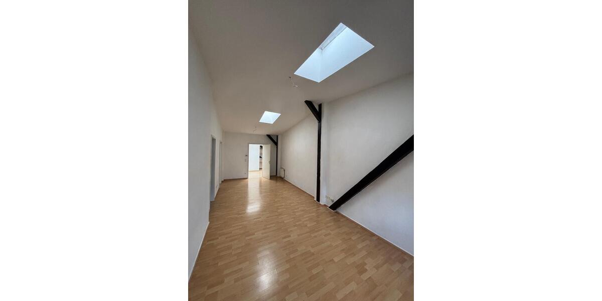 Dachgeschoßwohnung Anklam - 2 Zimmer, 73 m&sup2;, 417&euro; | Angebot:24878595