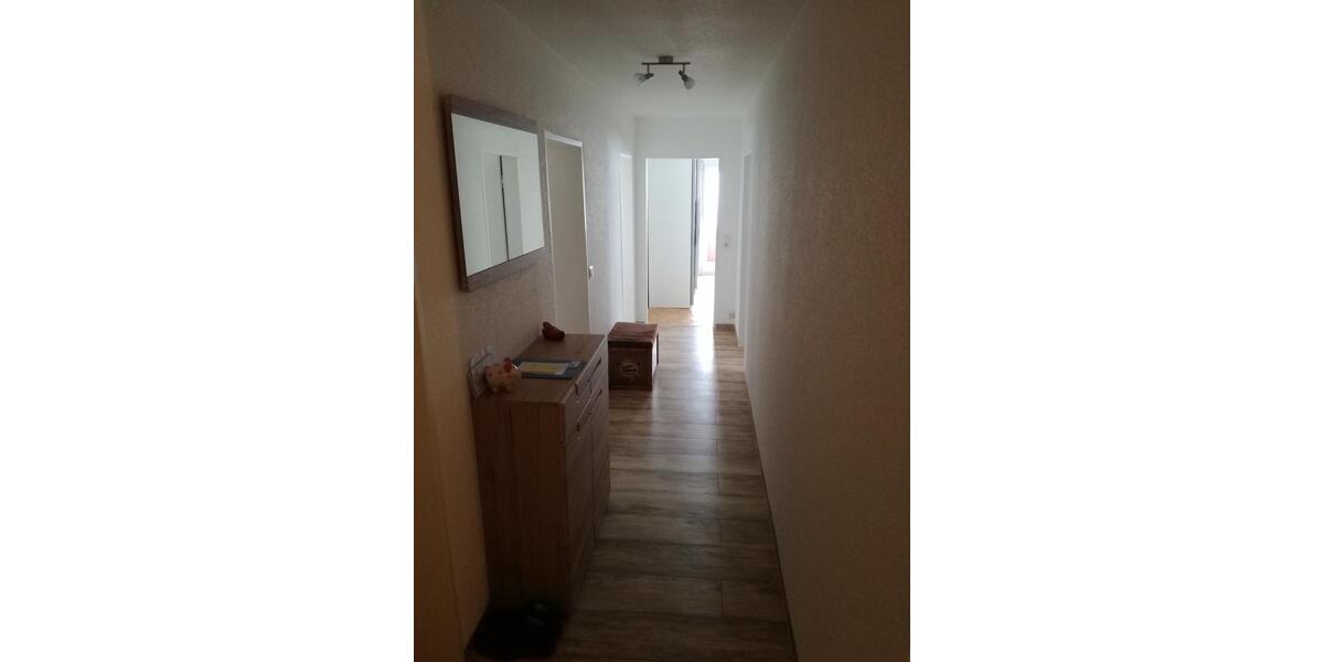 Etagenwohnung Villingen-Schwenningen Schwenningen - 4 Zimmer, 90 m&sup2;, 750&euro; | Angebot:26386640