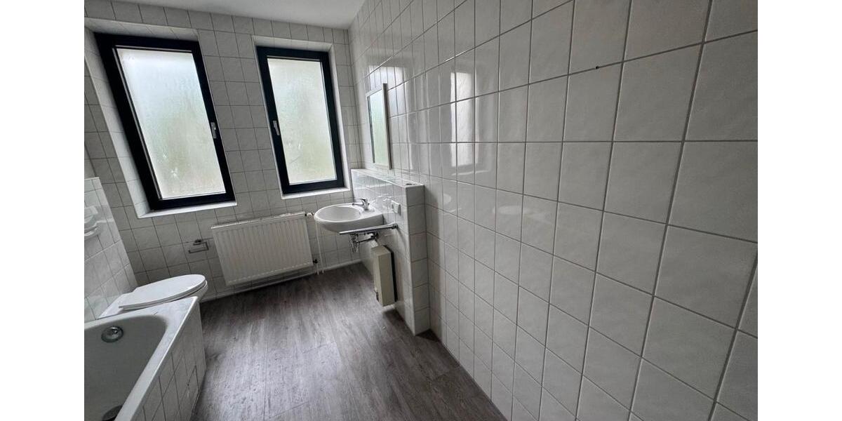 Etagenwohnung Baesweiler - 2 Zimmer, 72 m&sup2;, 790&euro; | Angebot:26254944