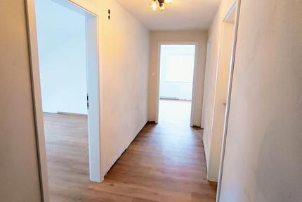 2,5-Zimmer-Dachgeschosswohnung 2 zimmer