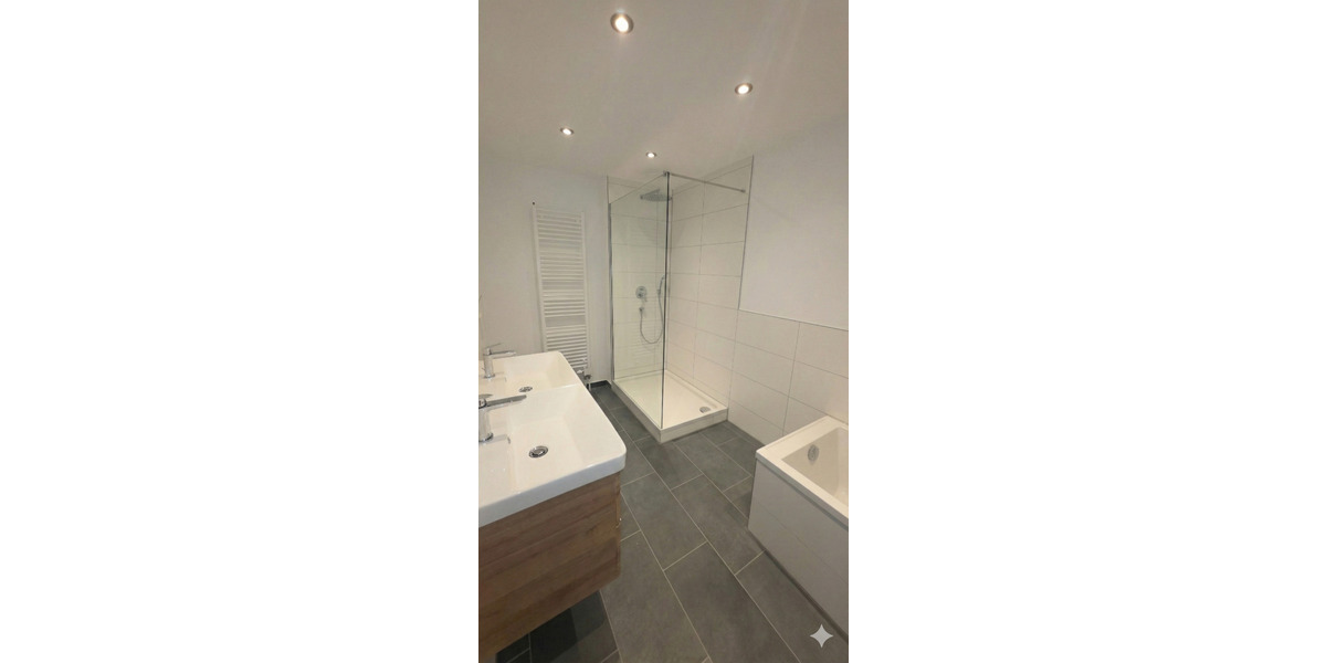 Etagenwohnung Augsburg Göggingen - 3 Zimmer, 96 m&sup2;, 1.250&euro; | Angebot:24871141