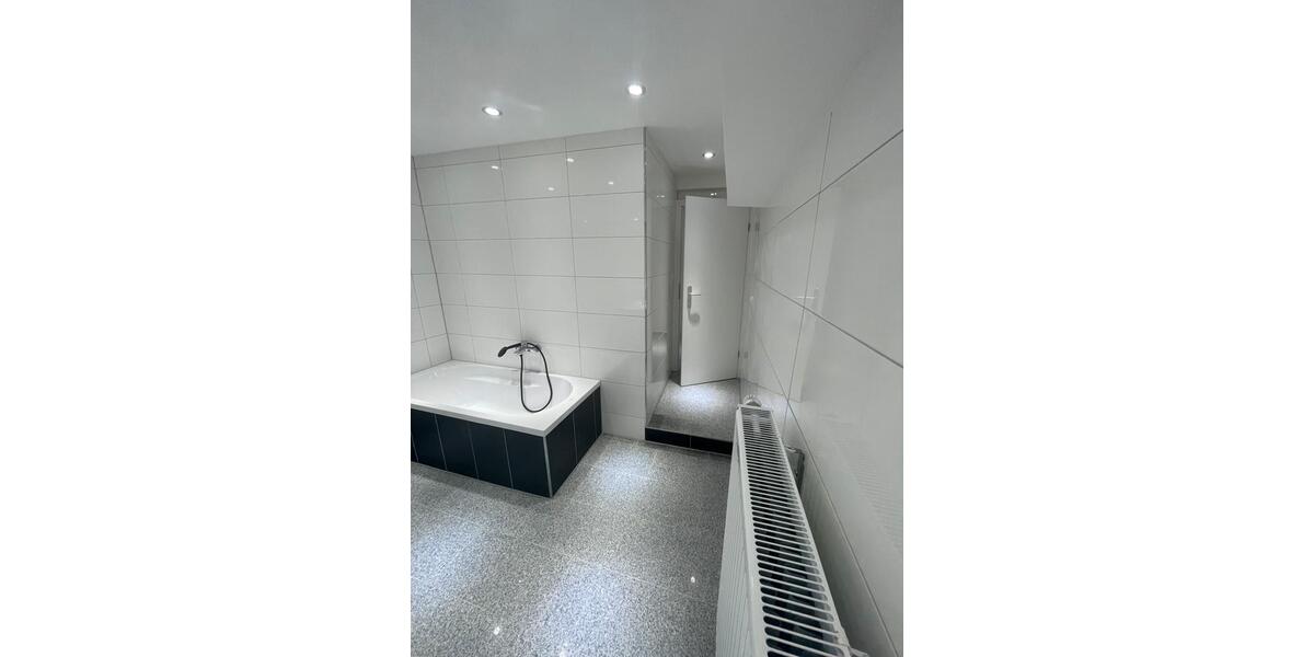 Erdgeschoßwohnung Linden - 1.5 Zimmer, 45 m&sup2;, 500&euro; | Angebot:24750620