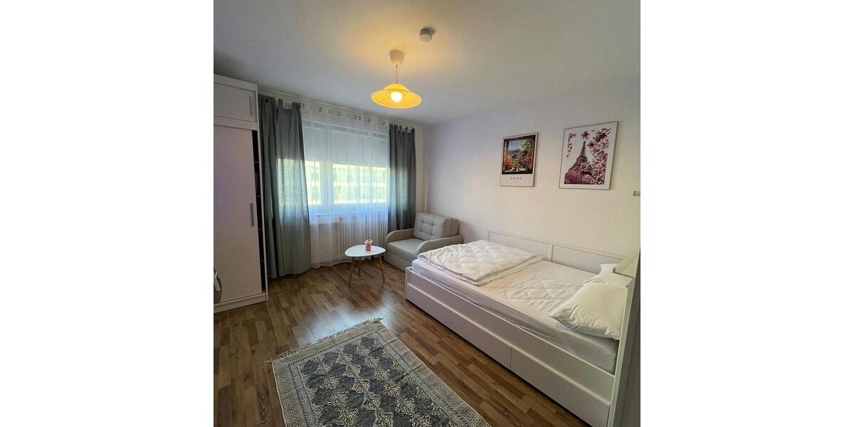 Etagenwohnung Krefeld - 1 Zimmer, 25 m&sup2;, 450&euro; | Angebot:25102652