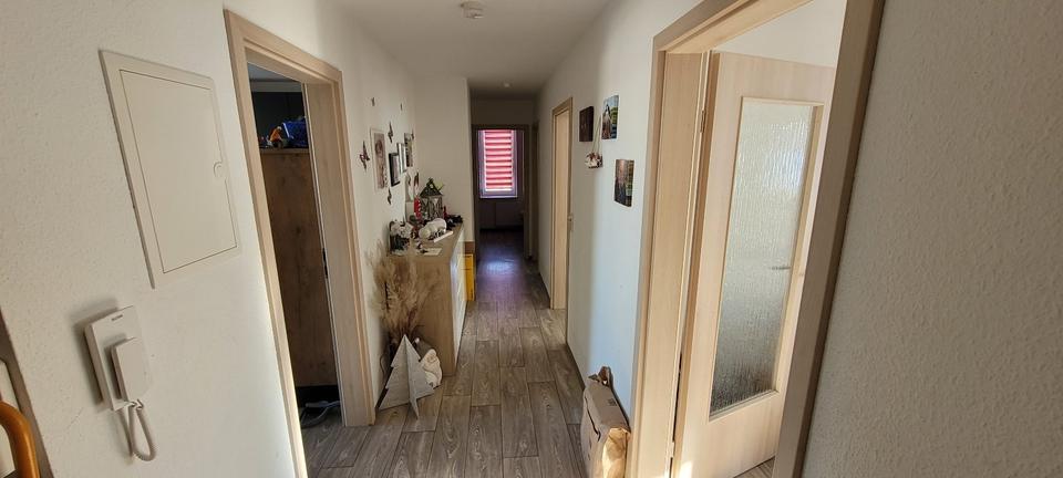 Dachgeschoßwohnung Schleiz - 4 Zimmer, 88 m&sup2;, 660&euro; | Angebot:24830853