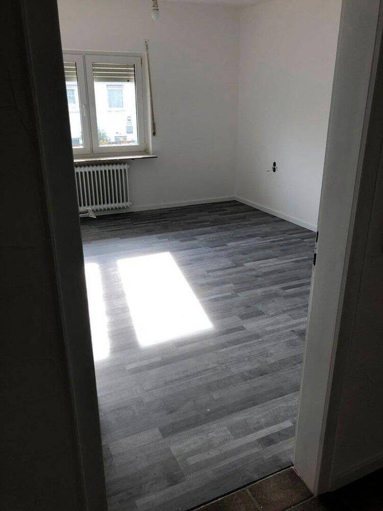 Attraktive und Lichtdurchflutete 3 Zimmer Wohnung in Siegen
