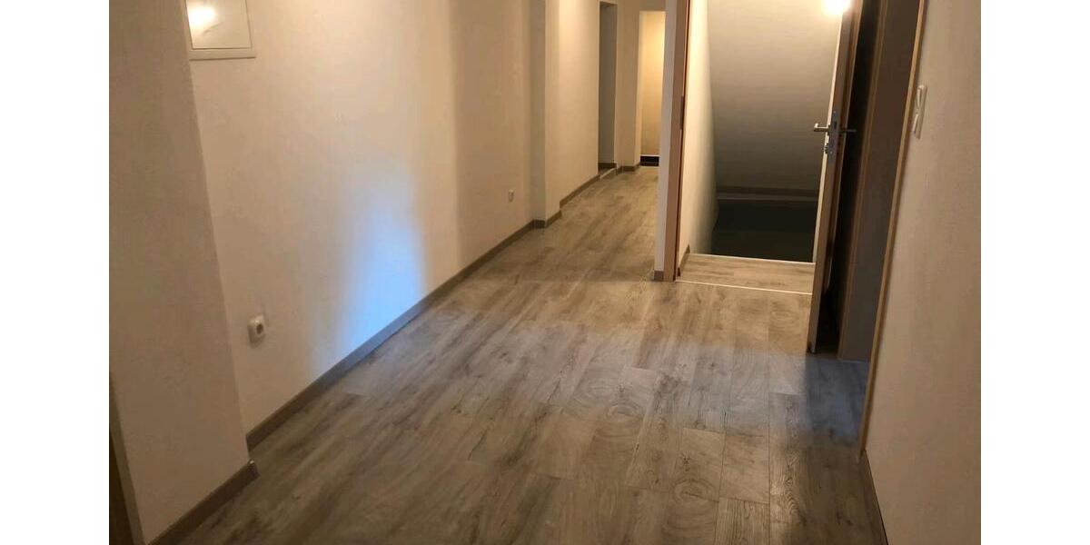 Etagenwohnung Fuchstal - 4 Zimmer, 130 m&sup2;, 1.450&euro; | Angebot:26703596