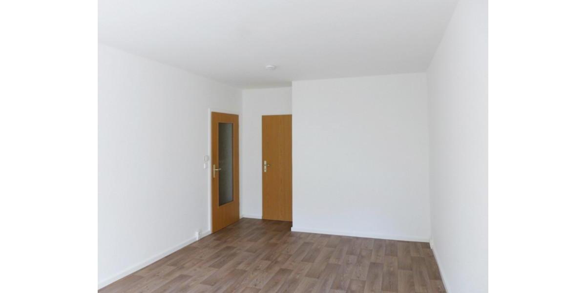 Erdgeschoßwohnung Limbach-Oberfrohna Oberfrohna - 2 Zimmer, 50 m&sup2;, 275&euro; | Angebot:24598530