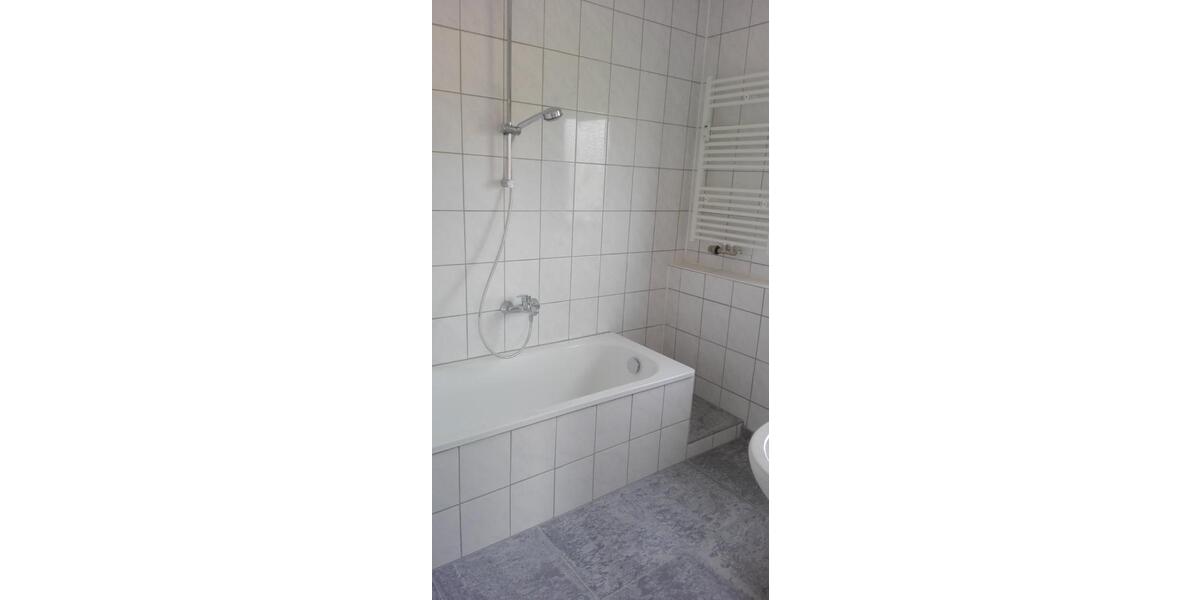 Dachgeschoßwohnung Bad Nenndorf - 3 Zimmer, 90 m&sup2;, 685&euro; | Angebot:25325315