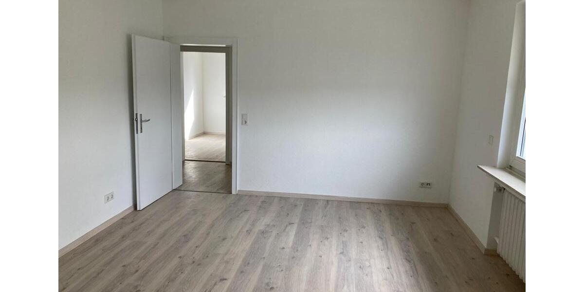 Etagenwohnung Wuppertal Gemarkung Barmen - 3 Zimmer, 78 m&sup2;, 899&euro; | Angebot:26606878