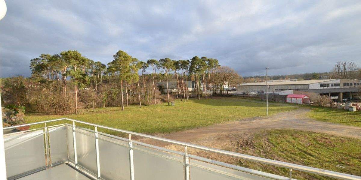 Baujahr 2022, wieder verfügbar, 3-Zimmer-ETW mit EBK, zwei Balkonen und TG-Stellplatz 3 zimmer