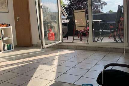 Wohnung Mönchengladbach Süd - 2 Zimmer, 85 m&sup2;, 740&euro; | Angebot:26737893