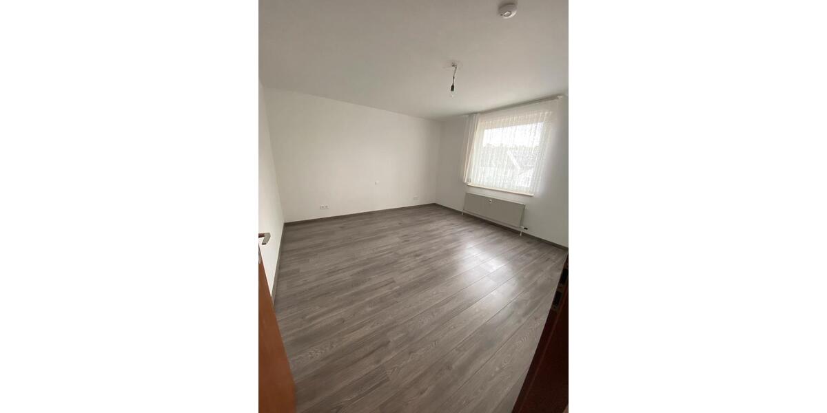 Etagenwohnung Wuppertal - 2 Zimmer, 73 m&sup2;, 799&euro; | Angebot:27617605