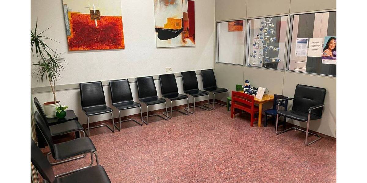 Gewerbeobjekt Pforzheim Nordstadt - 6 Zimmer, 180 m&sup2;, 1.150&euro; | Angebot:25999783