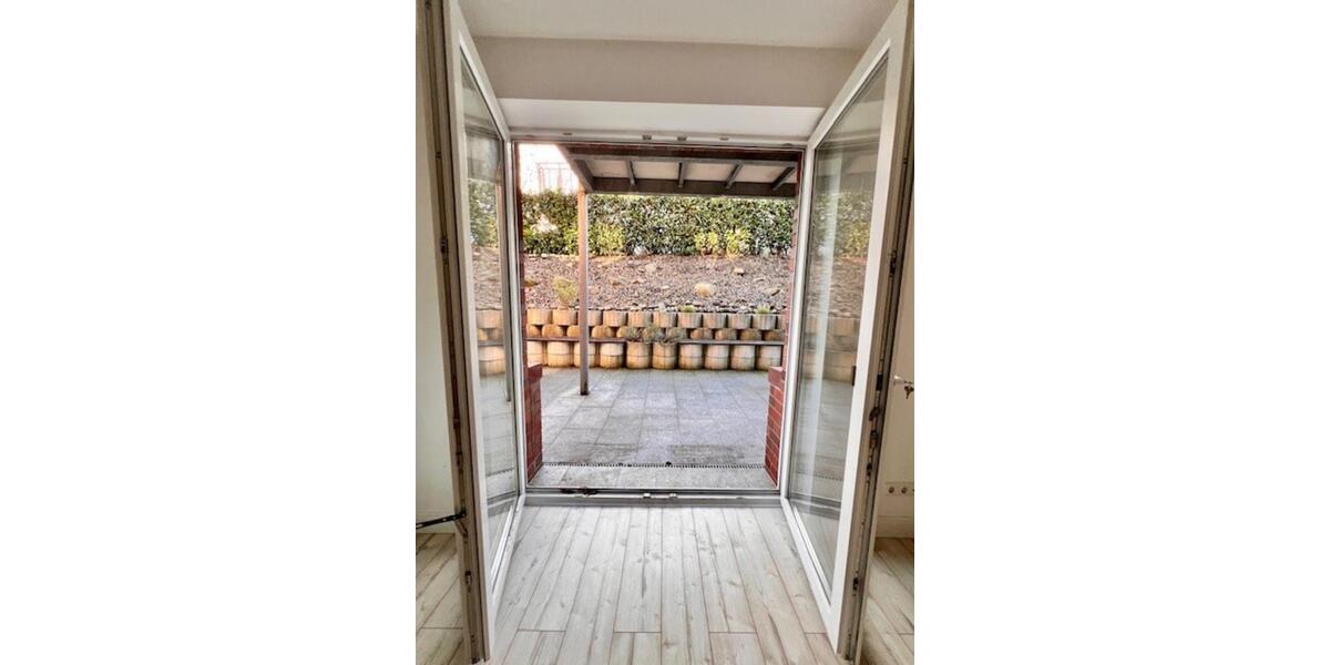 Geräumige 3 Zimmer Wohnung mit großer Terrasse 3 zimmer