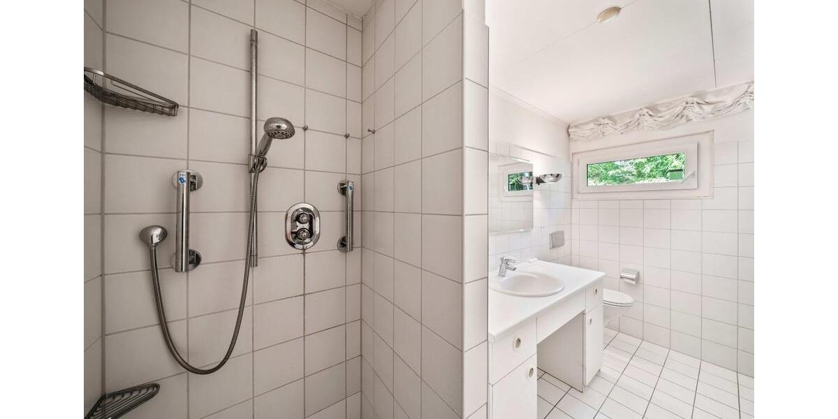 Einfamilienhaus Freiburg im Breisgau Herdern - 5 Zimmer, 182 m&sup2;, 2.184&euro; | Angebot:26551979
