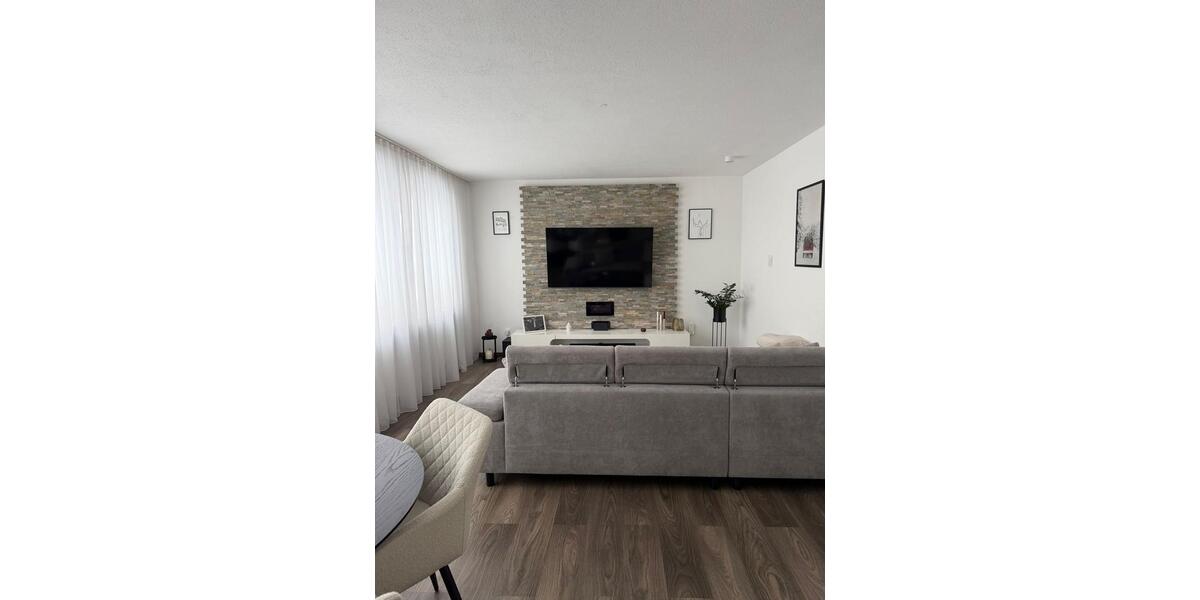 Erdgeschoßwohnung Bad Arolsen - 2 Zimmer, 80 m&sup2;, 980&euro; | Angebot:24776458