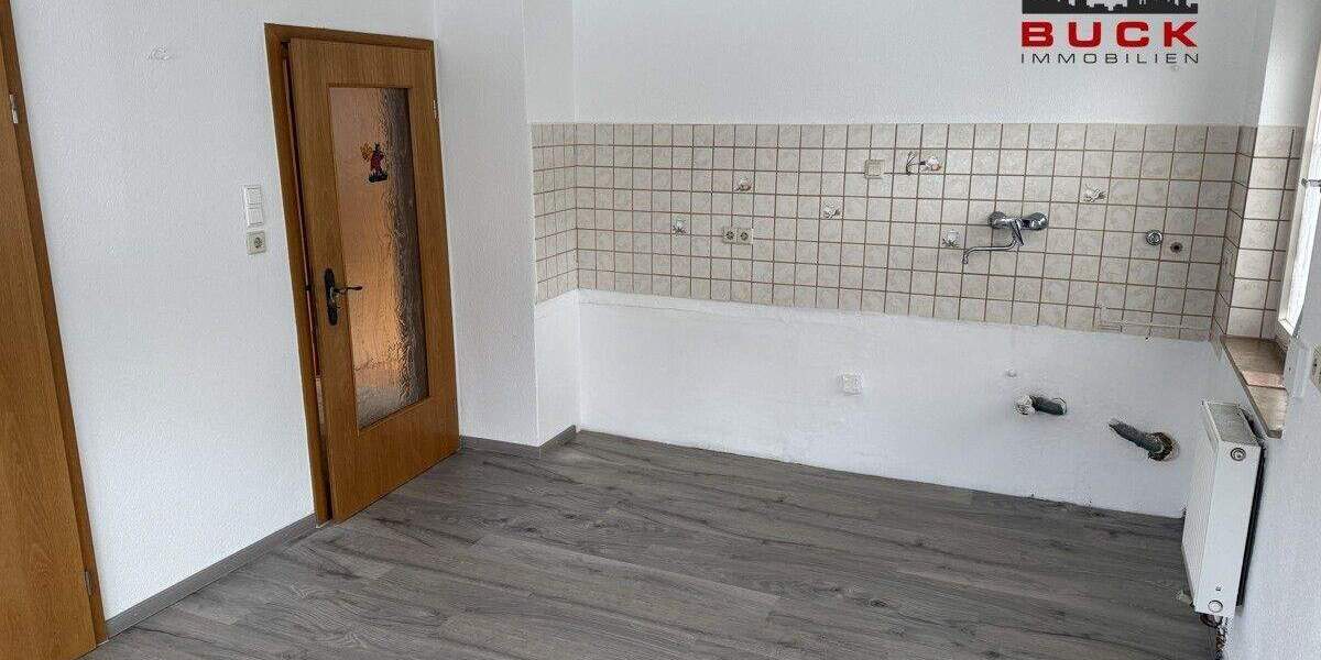 Etagenwohnung Mühlhausen - 3 Zimmer, 100 m&sup2;, 800&euro; | Angebot:25744365