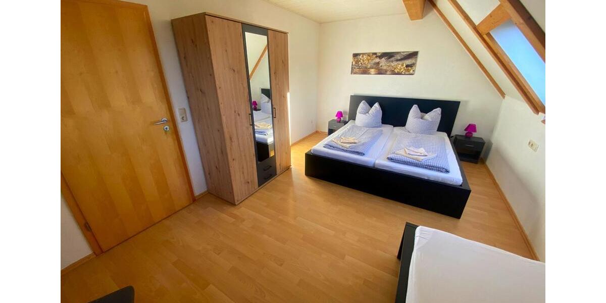 Wohnen auf Zeit Kutzenhausen - 5 Zimmer, 140 m&sup2;, 2.000&euro; | Angebot:26270096