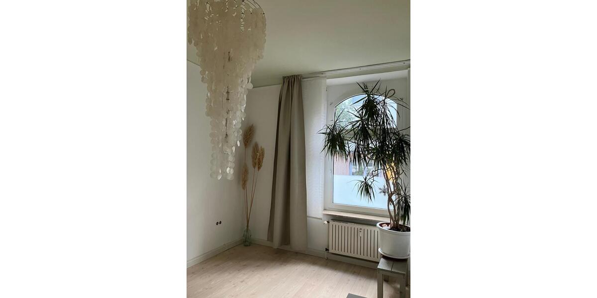 Erdgeschoßwohnung Düsseldorf Stadtbezirk 9 - 1.5 Zimmer, 30 m&sup2;, 750&euro; | Angebot:24774244
