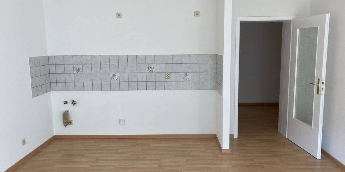 Etagenwohnung Zwickau Bahnhofsvorstadt - 2 Zimmer, 44 m&sup2;, 260&euro; | Angebot:26597704