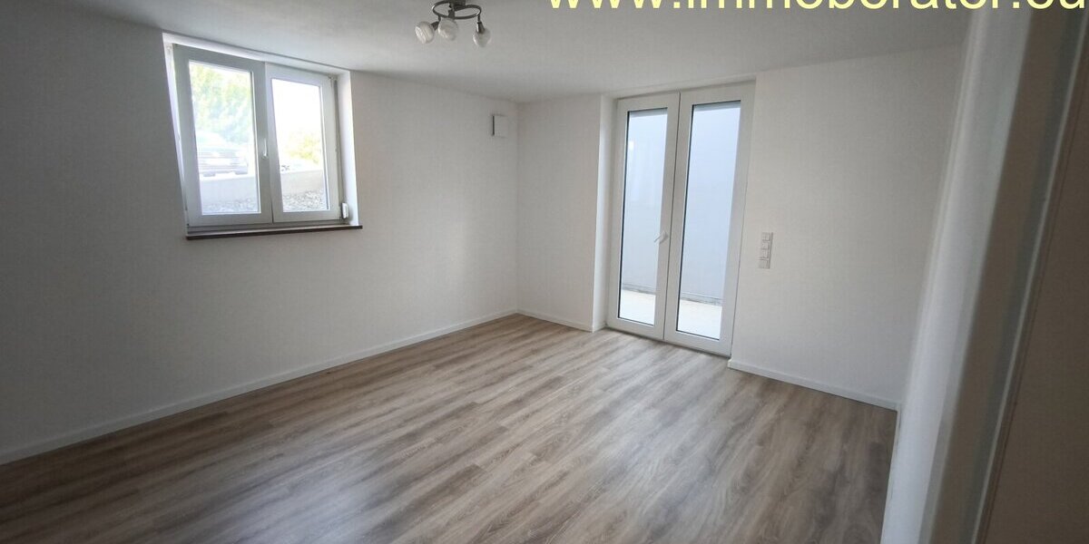 Moderne, charmante 2-Zi-Souterrain-Wohnung WFL ca. 66 m² Energiesparhaus Fußbodenheizung Terrasse und Garage. - Etagenwohnung Neunburg vorm Wald | Angebot:26952314