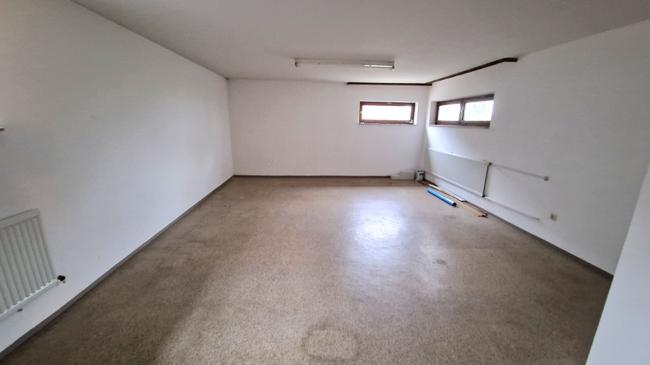 Einfamilienhaus Gemmingen - 6 Zimmer, 220 m&sup2;, 1.850&euro; | Angebot:25990741