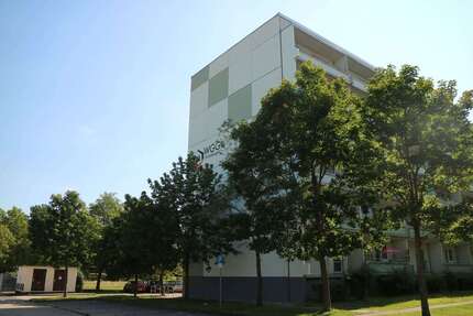 Wohnung Gardelegen - 3 Zimmer, 67 m&sup2;, 400&euro; | Angebot:26888134