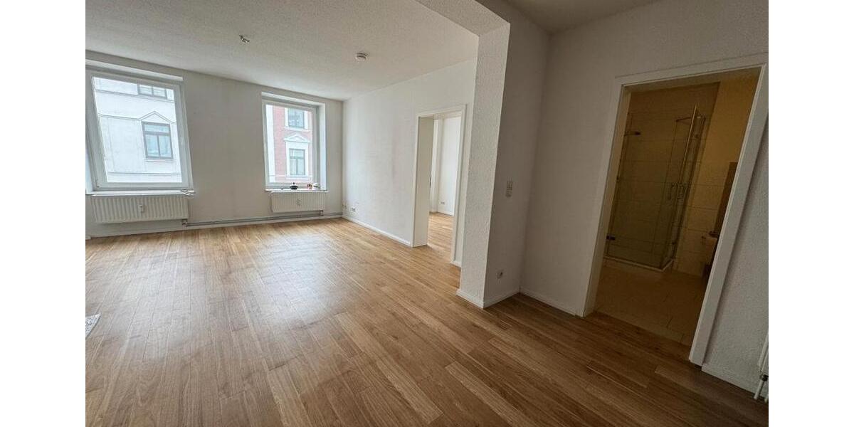 Etagenwohnung Schwerin - 2 Zimmer, 53 m&sup2;, 660&euro; | Angebot:26637148