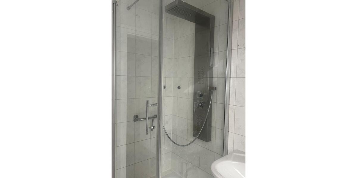 Dachgeschoßwohnung Siegen - 2.5 Zimmer, 78 m&sup2;, 625&euro; | Angebot:25221239