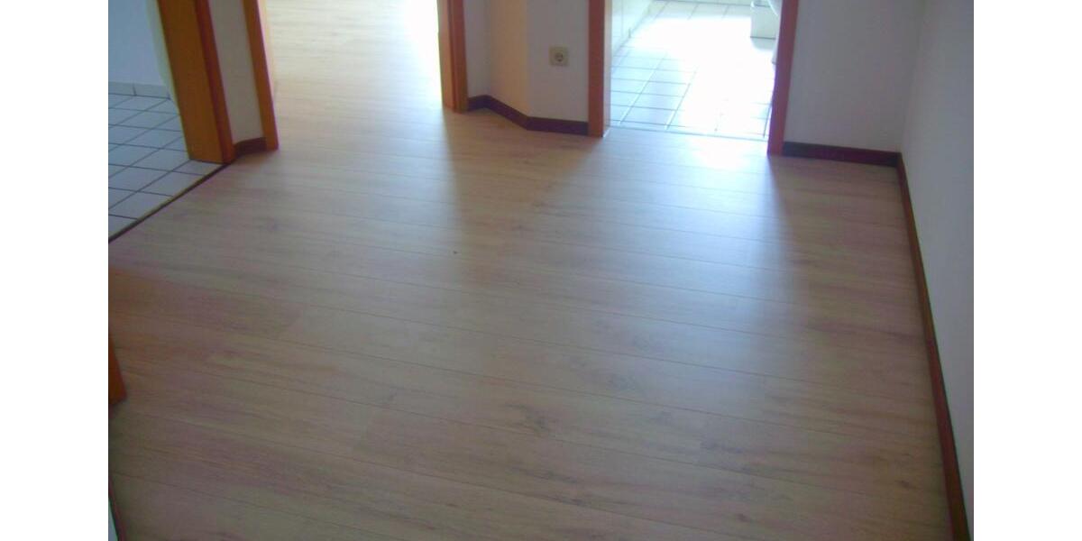 Dachgeschoßwohnung Kalefeld - 2 Zimmer, 50 m&sup2;, 350&euro; | Angebot:25979520