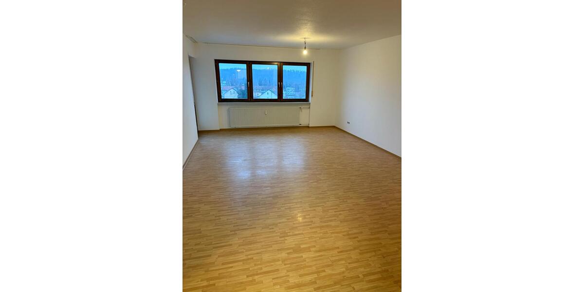 Etagenwohnung Waldshut-Tiengen Tiengen - 2 Zimmer, 61 m&sup2;, 840&euro; | Angebot:26019804