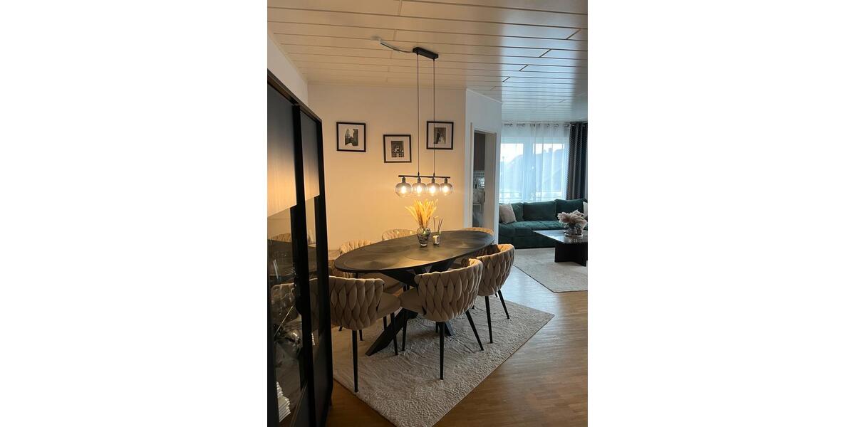 Etagenwohnung Lingenfeld - 3 Zimmer, 85 m&sup2;, 1.240&euro; | Angebot:26581960