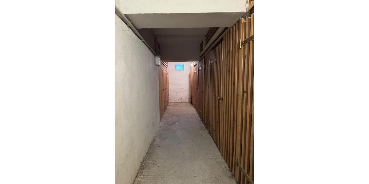 Dachgeschoßwohnung Mommenheim - 4 Zimmer, 94 m&sup2;, 800&euro; | Angebot:26507351
